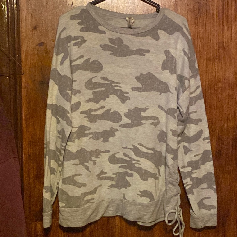 Long Sleeve Camo Top